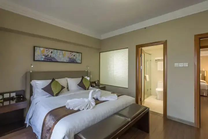 Циньхуандао: Qinhuangdao Peninsula Seasons Hotel And Apartment