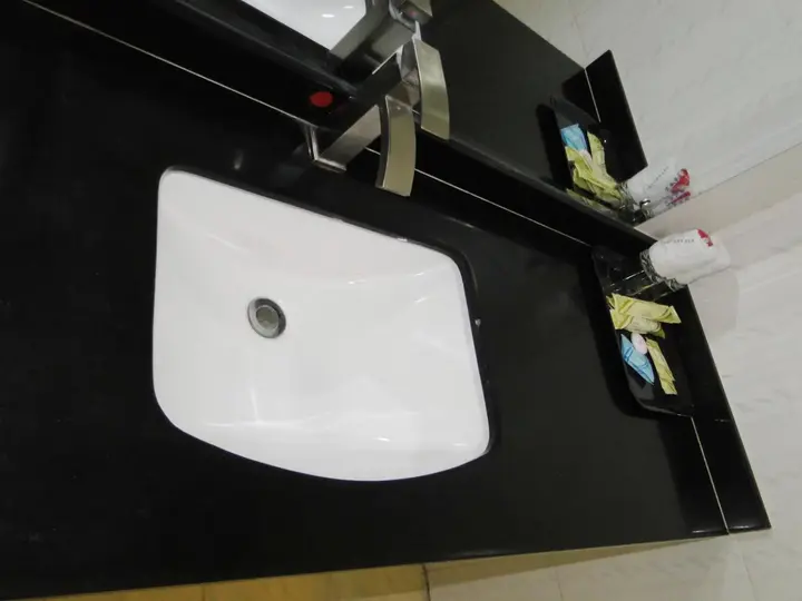 Бэйхай: Beihai Aviation Business Hotel