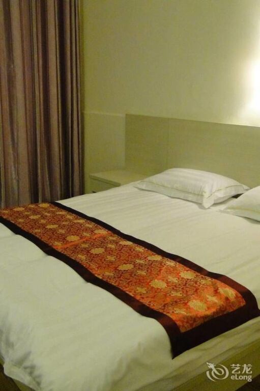 Бэйхай: Beihai Aviation Business Hotel