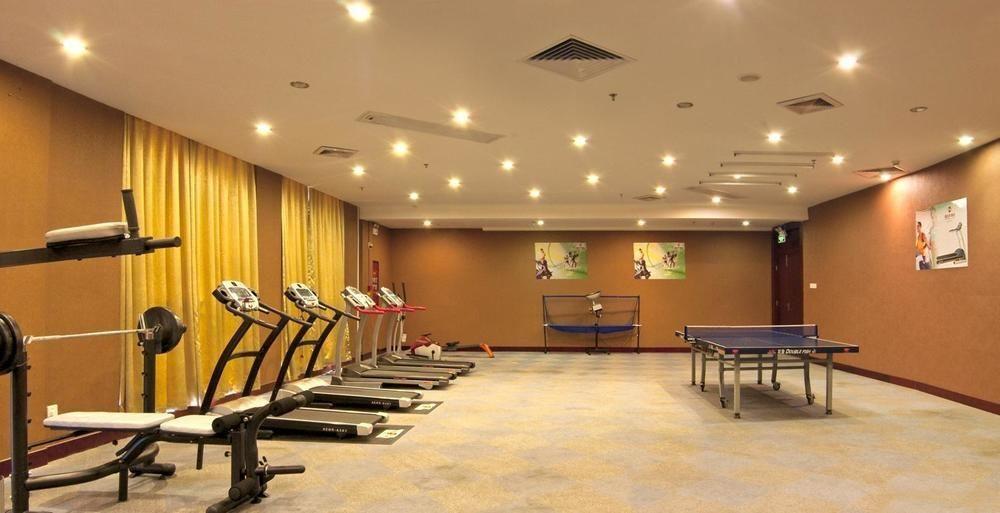 Фошань: Hibernian Hotel