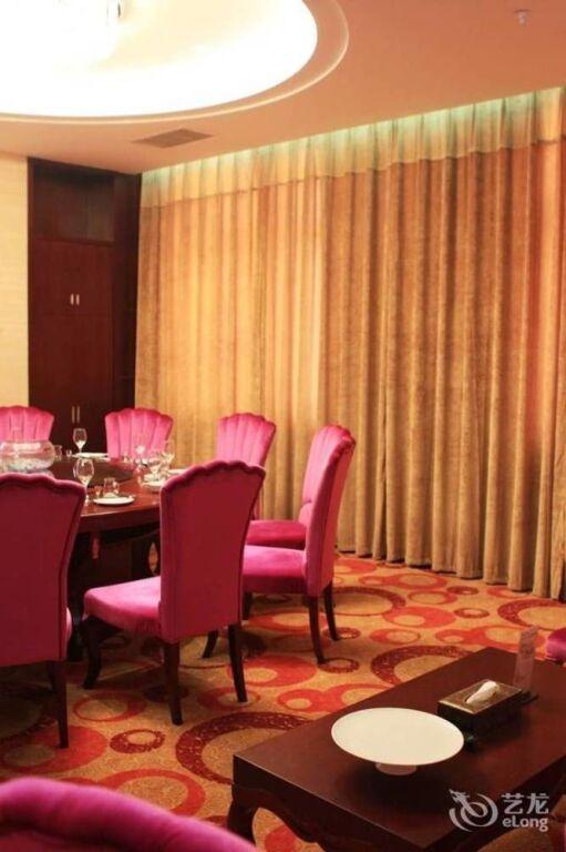 Ухань: Wuhan Jiutong Haiyuan Hotel