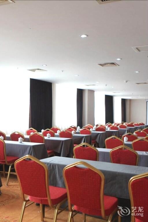 Ухань: Wuhan Jiutong Haiyuan Hotel