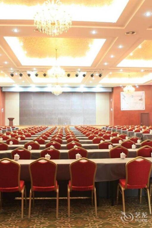Ухань: Wuhan Jiutong Haiyuan Hotel