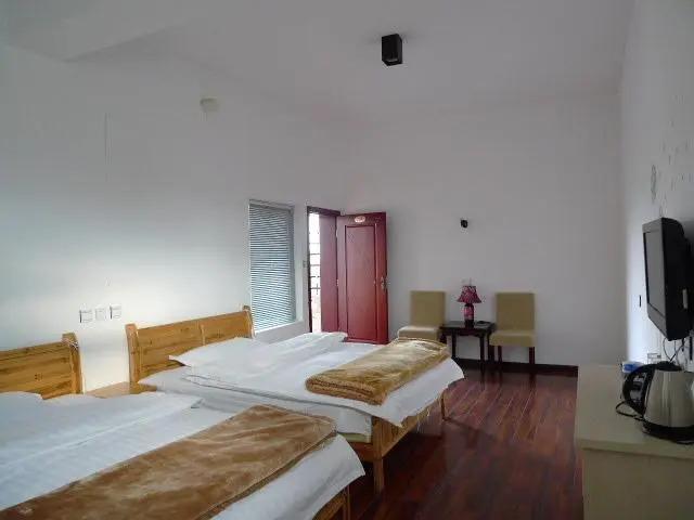 Дали: Dali Wanghaiting Inn