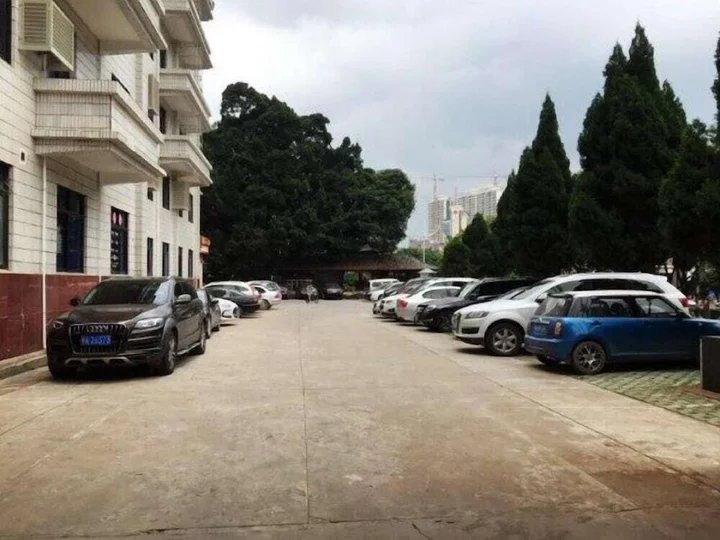 Наньнин: Jinjiang Inn Naning Chaoyang Square Renmin Park