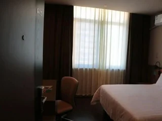 Наньнин: Jinjiang Inn Naning Chaoyang Square Renmin Park