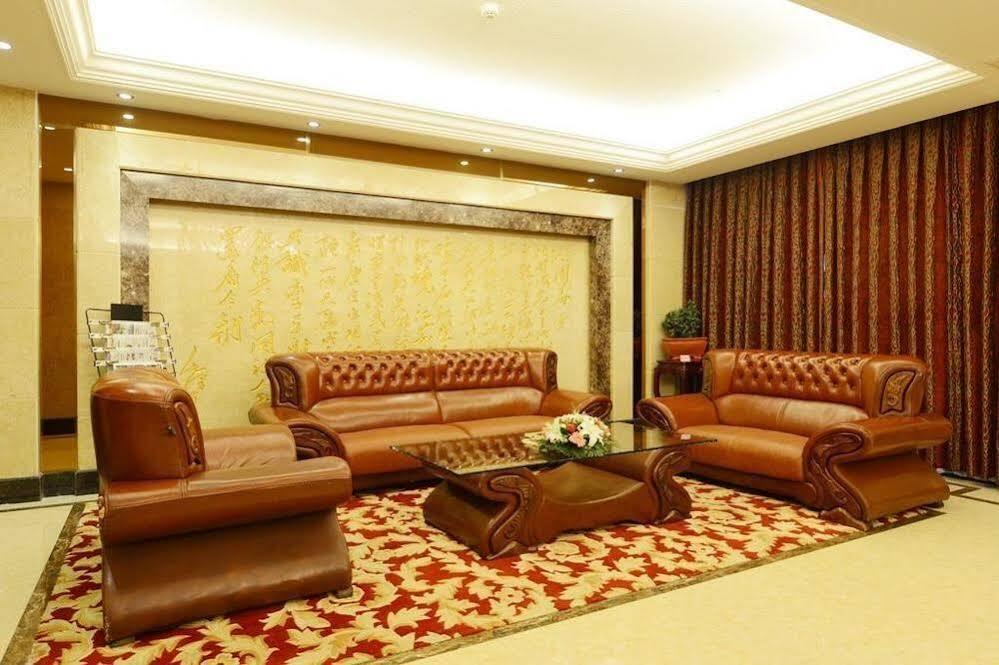 Чжэнчжоу: Rebecca Hotel