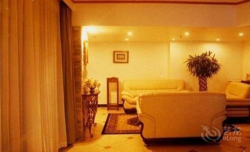 Сяньян: Shidai Wangchao Hotel