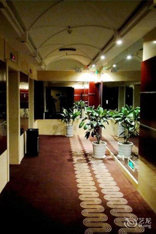 Сяньян: Shidai Wangchao Hotel