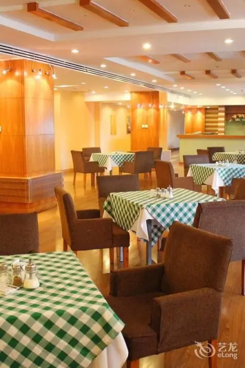 Баодин: Vienna Classic Hotel (Hengtong Fortune Center Store)