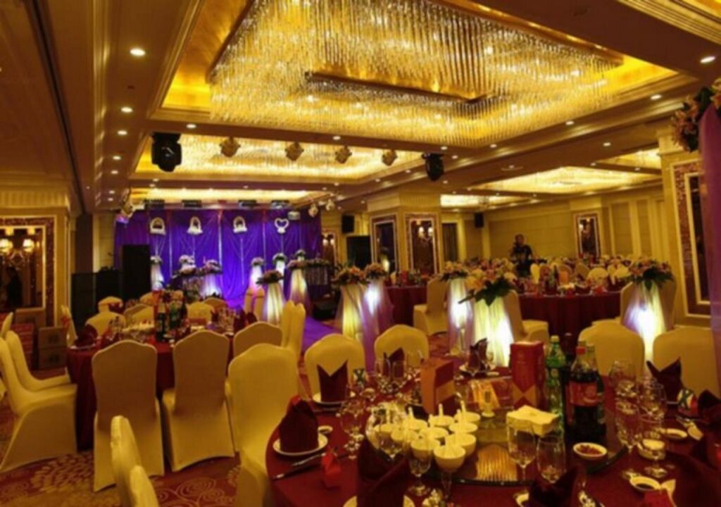 Наньнин: Golden Bauhinia International Hotel