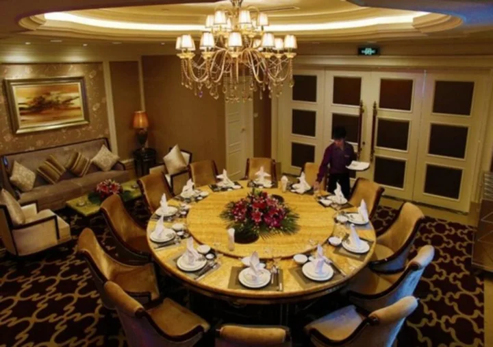 Наньнин: Golden Bauhinia International Hotel