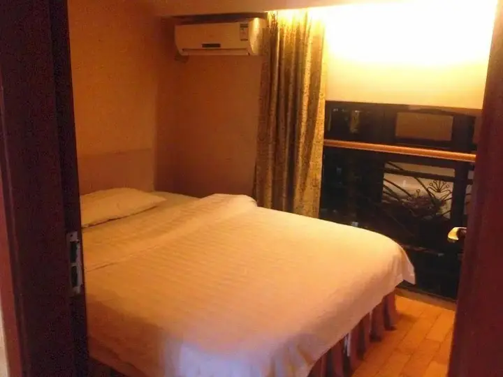 Laiwei Qintian E Apartment Hotel — фото 6