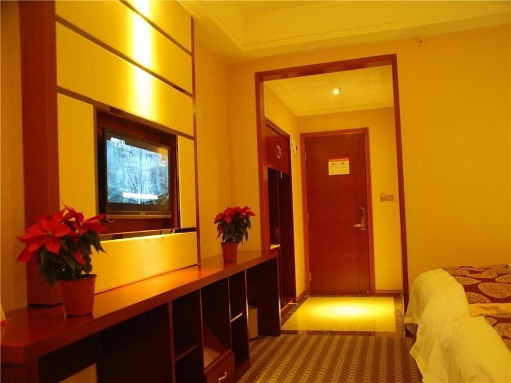 Куньмин: Kunming Haizhilun Hotel