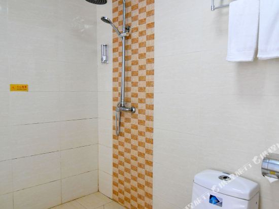 Циндао: Qingdao Xinshangrui Business Hotel