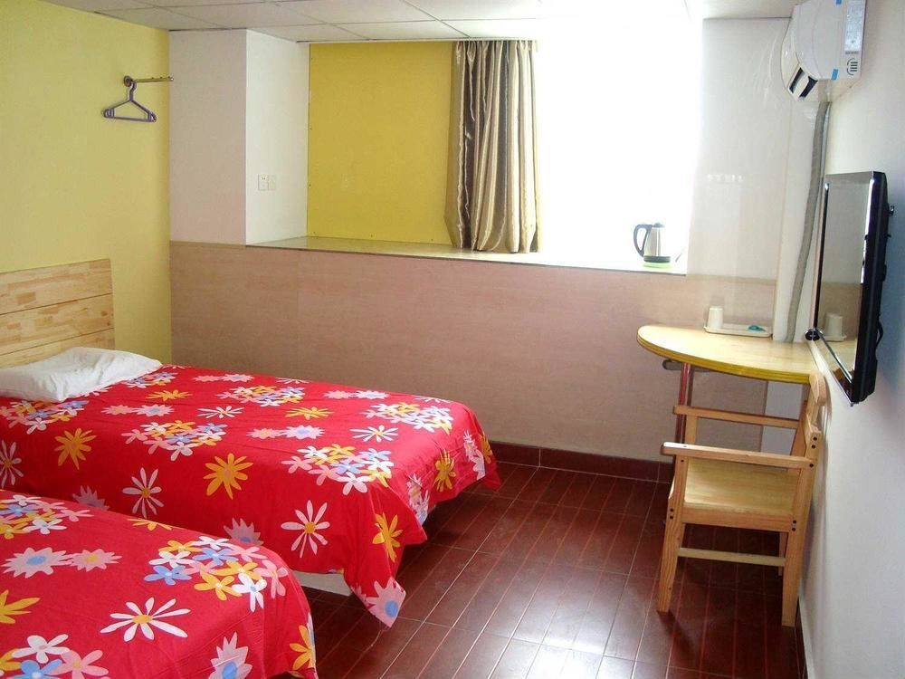 Циндао: Jinshi 100 Hotel