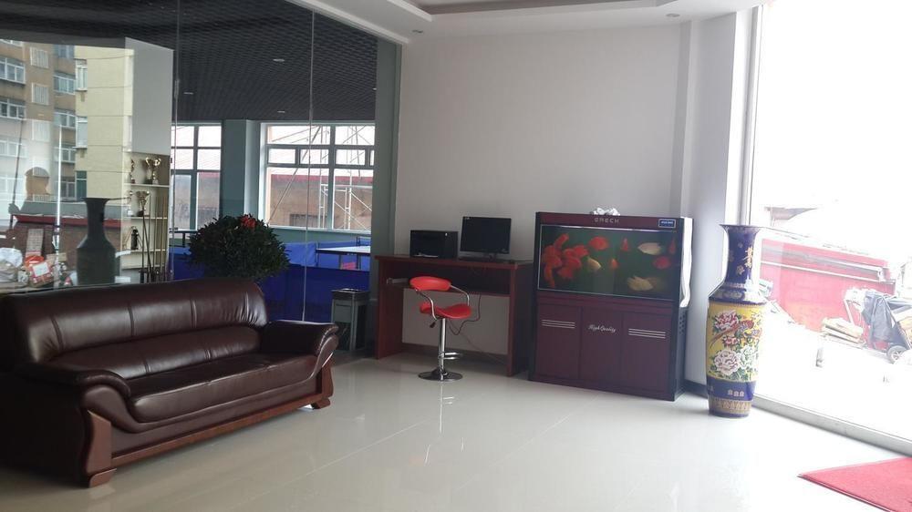 Далянь: XinHai Hotel