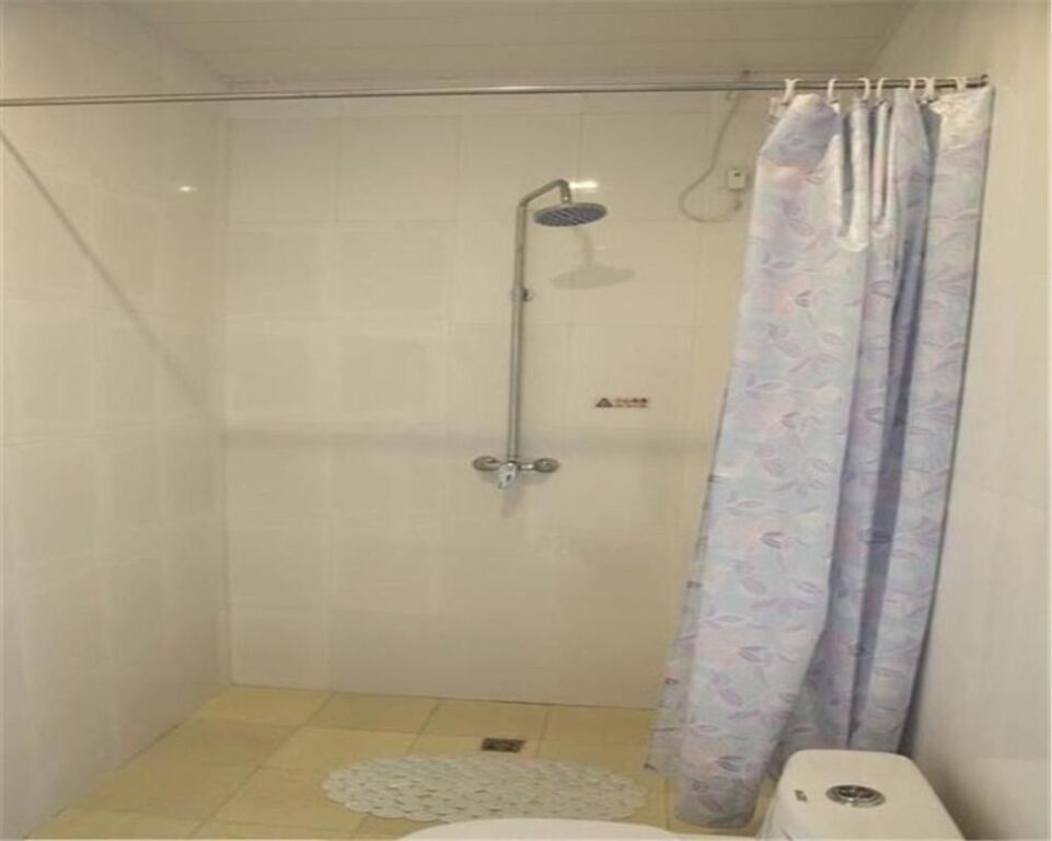 Далянь: XinHai Hotel