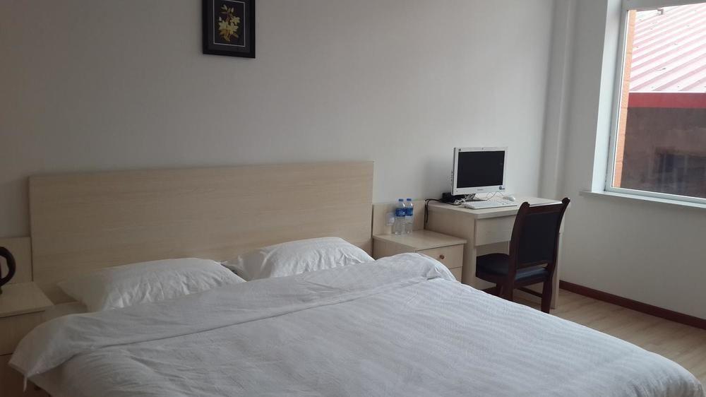 Далянь: XinHai Hotel