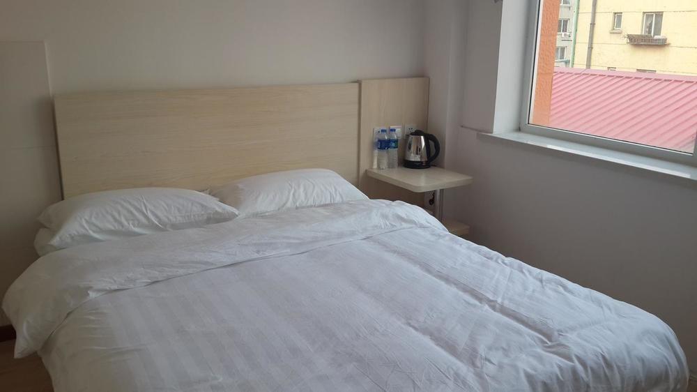 Далянь: XinHai Hotel