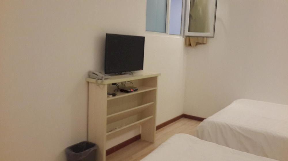 Далянь: XinHai Hotel