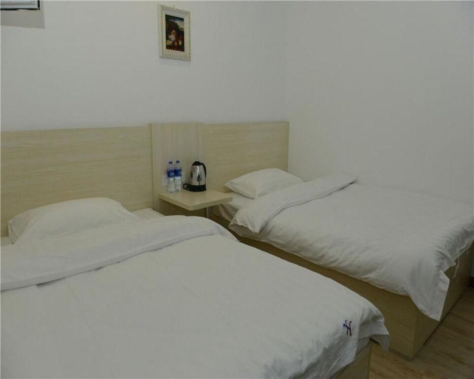 Далянь: XinHai Hotel