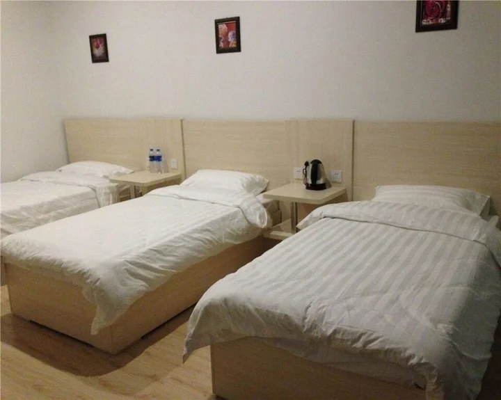 Далянь: XinHai Hotel