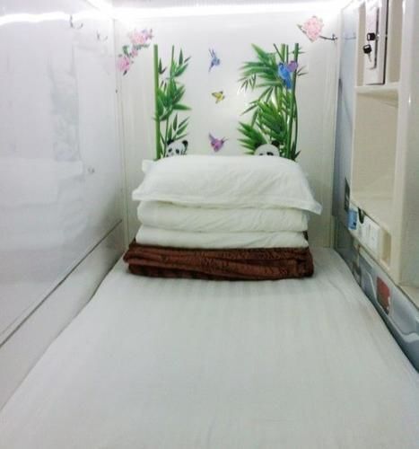 Чэнду: Qingting Capsule Hotel Apartment
