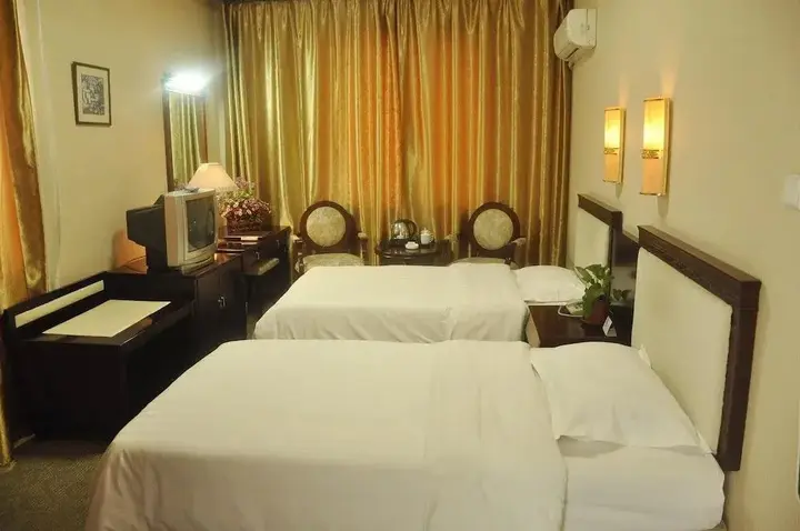 Далянь: Dalian Sanhe Hotel