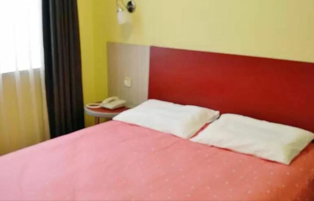 Далянь: Home Inn