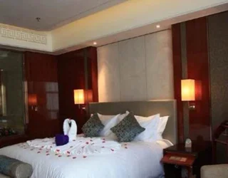 Синин: Sapphire Hotel