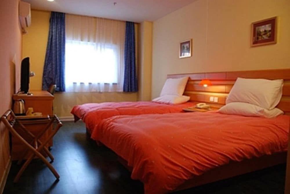 Сямынь: Home Inn