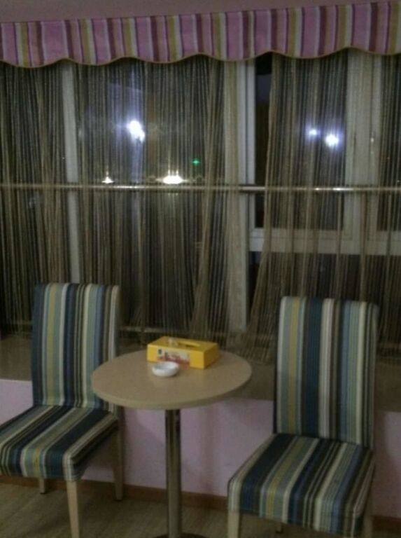 Чжухай: Constellation Theme Hotel - Zhuhai