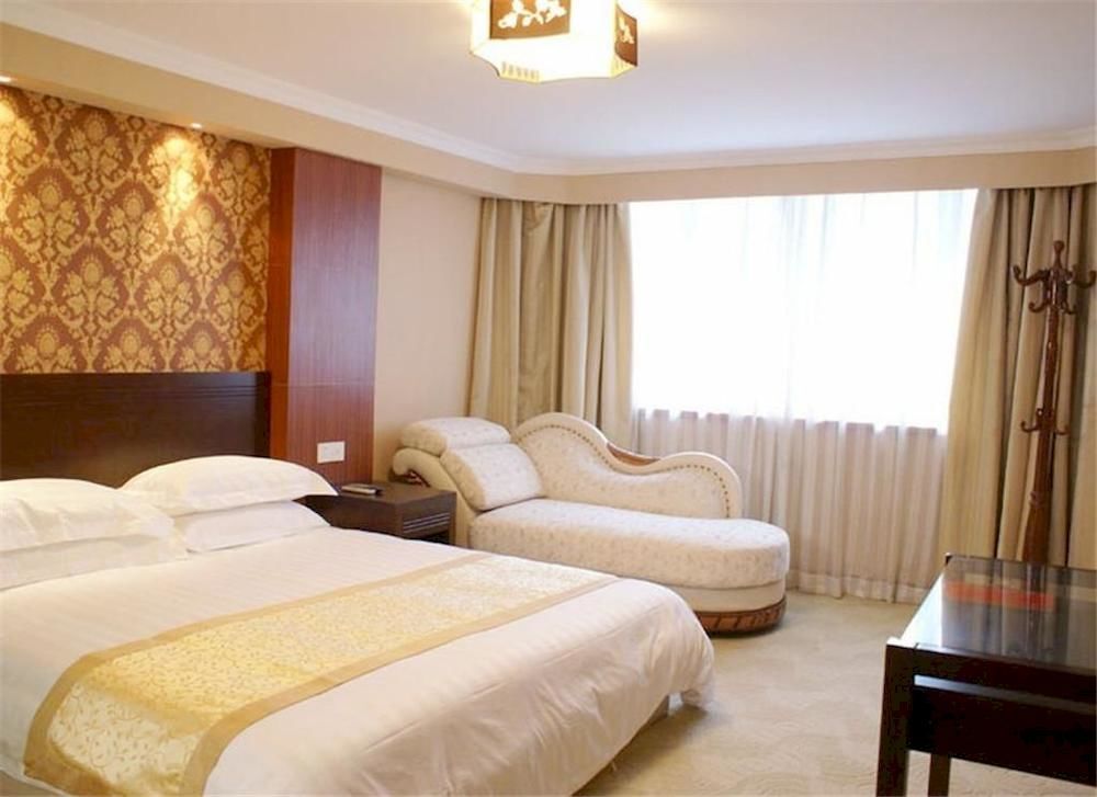 Шанхай: Hway Hotel
