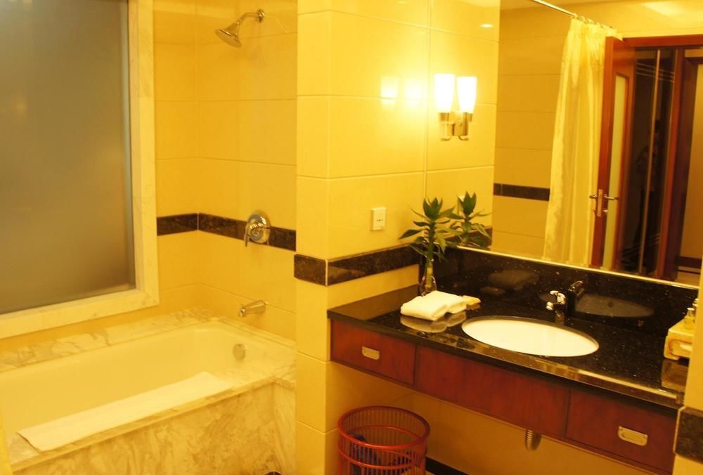 Гуанчжоу: Jingyi Hotel