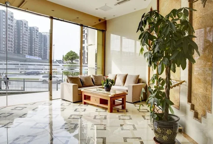 Чэнду: ERA South Atrium Hotel