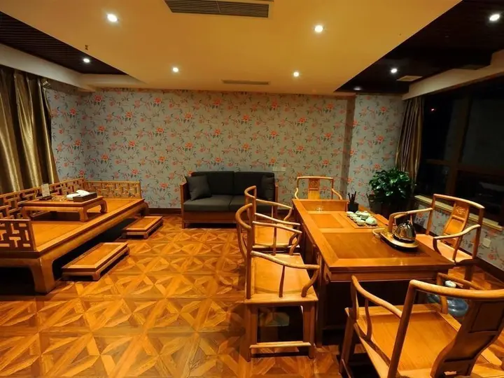 Чэнду: New Vision Hotel
