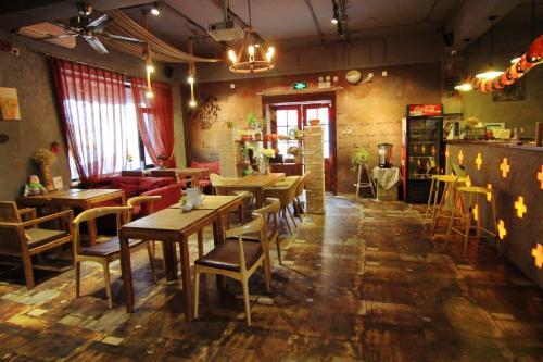 Далянь: Buzzlightyear Youth Hostel