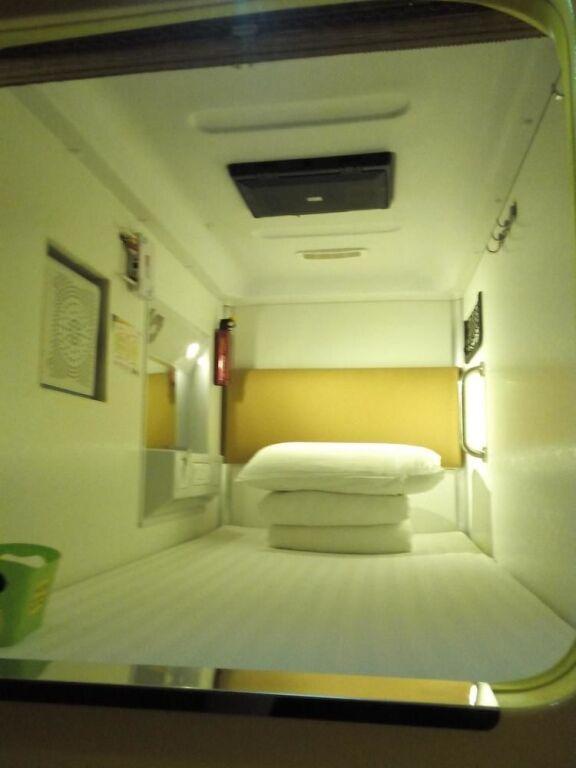 Ханчжоу: Shangjian Capsule Apartment Hangzhou East Railway Station