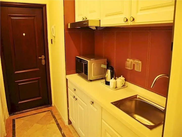 Далянь: Dalian Aiyijia Hotel