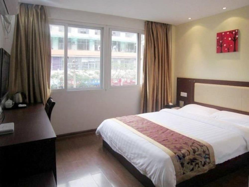 Сямынь: Laiyue Hotel (Xiamen Railway Station Mixc City)