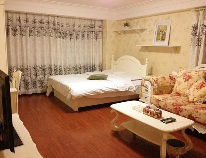 Далянь: Shunyi Hotel