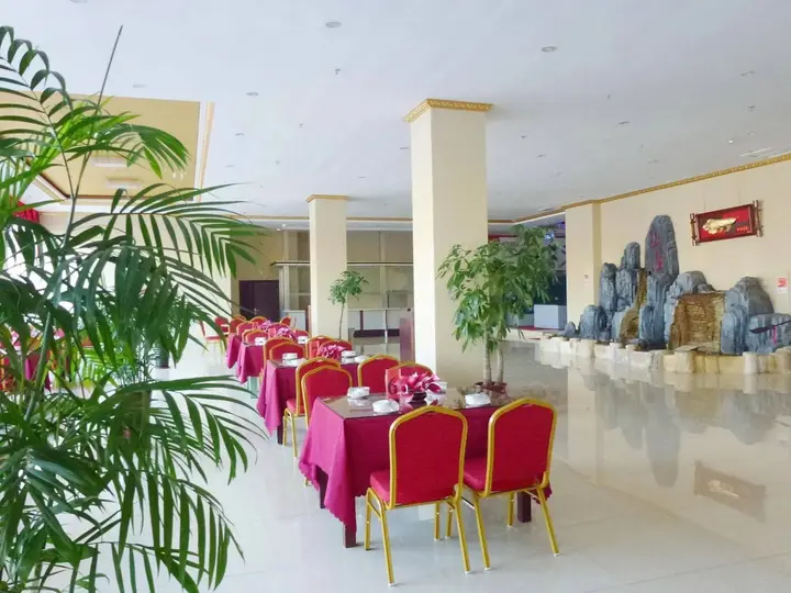 Далянь: Lvshun Hot Spring Holiday Hotel