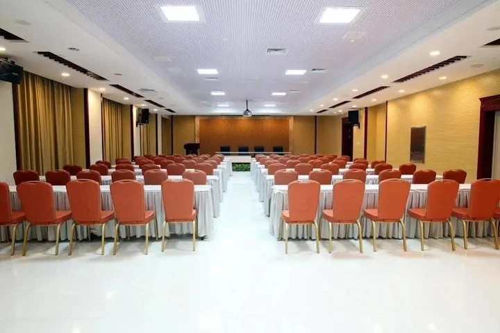 Пекин: Wanfangyuan Business Hotel - Beijing