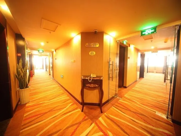 Чэнду: Helen Hotel Chengdu New Convention Centre