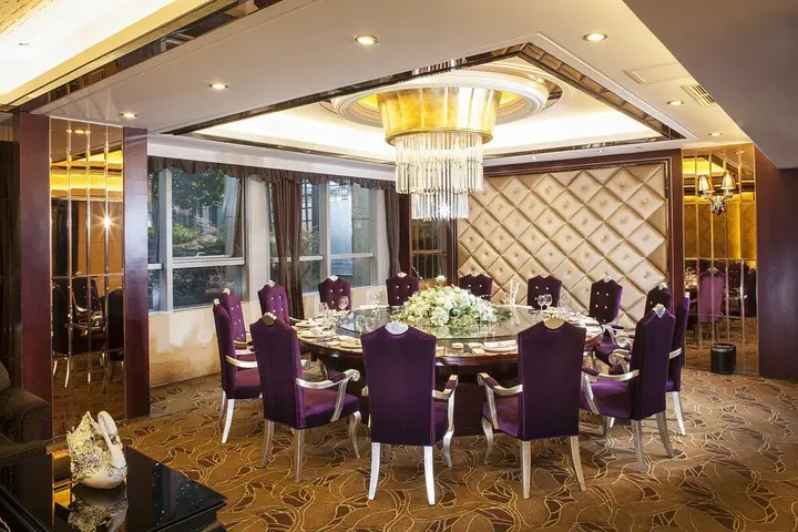 Чэнду: Hua Lian Dong Huan Hotel - Chengdu