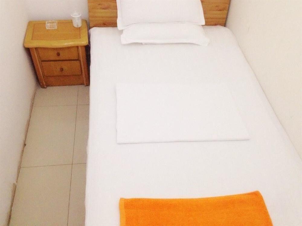 Чэнду: Chengdu Ruyi Family Hotel