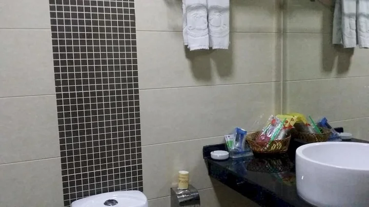Куньмин: Kunming Dongfanglong Hotel