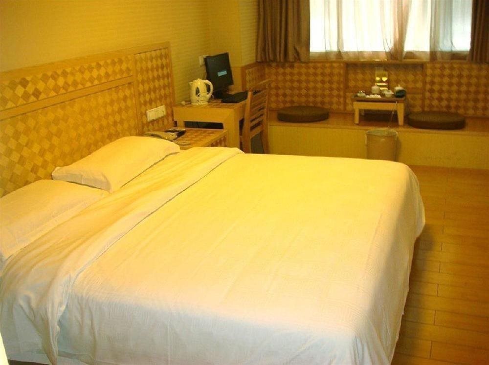 Сямынь: Pu'erhuang Hotel (Xiamen SM City Plaza Gaoqi International Airport Branch)