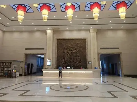 Чаншу: Vienna Hotel